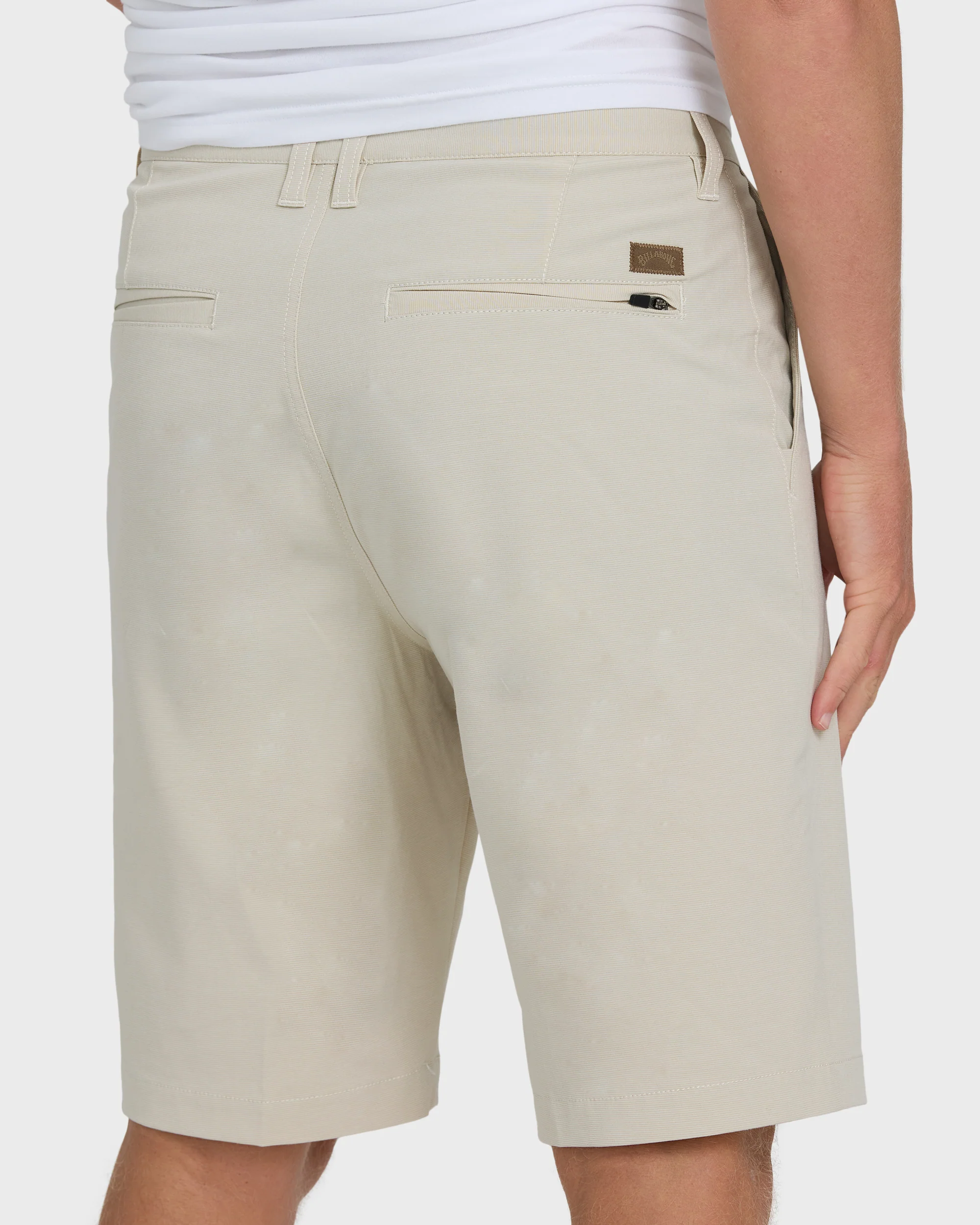 Crossfire Submersible 21" Hybrid Shorts - Oatmeal - Image 5