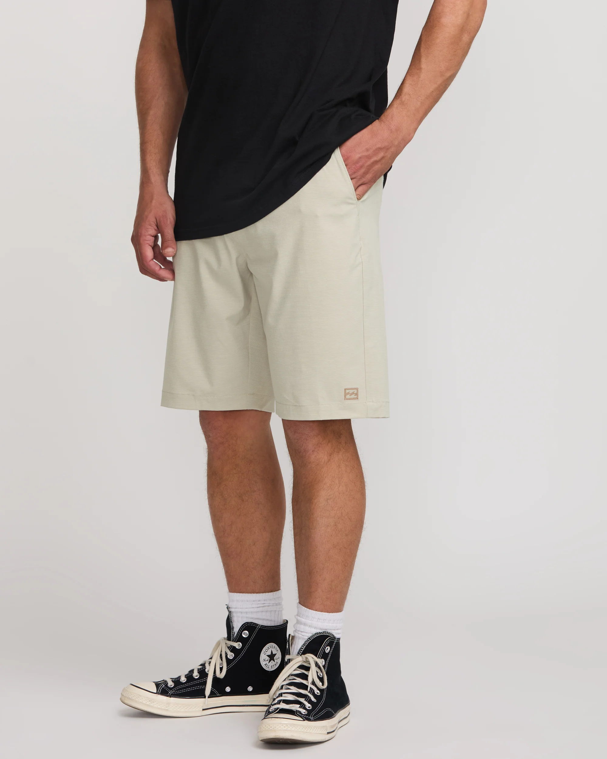 Crossfire Submersible 21" Hybrid Shorts - Bleached Sand - Image 7