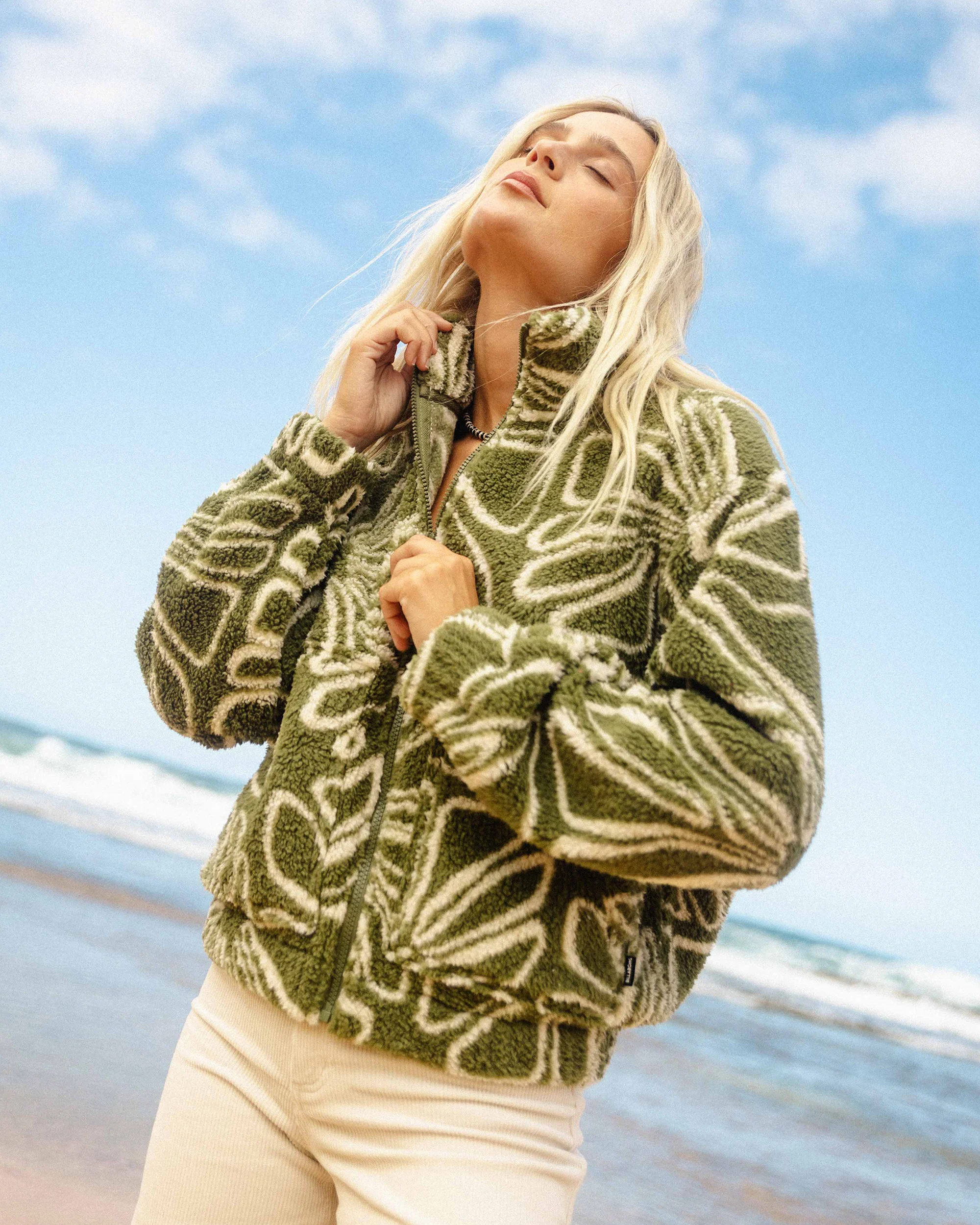First Light Sherpa Front Zip Fleece - Martini Olive - Image 2