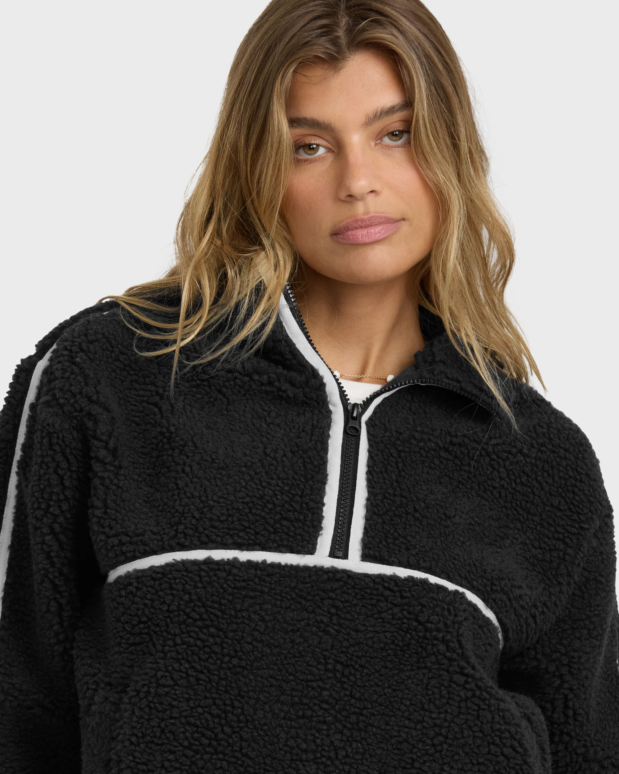 Getting Warm Sherpa Half Zip - Black Sands - Image 2