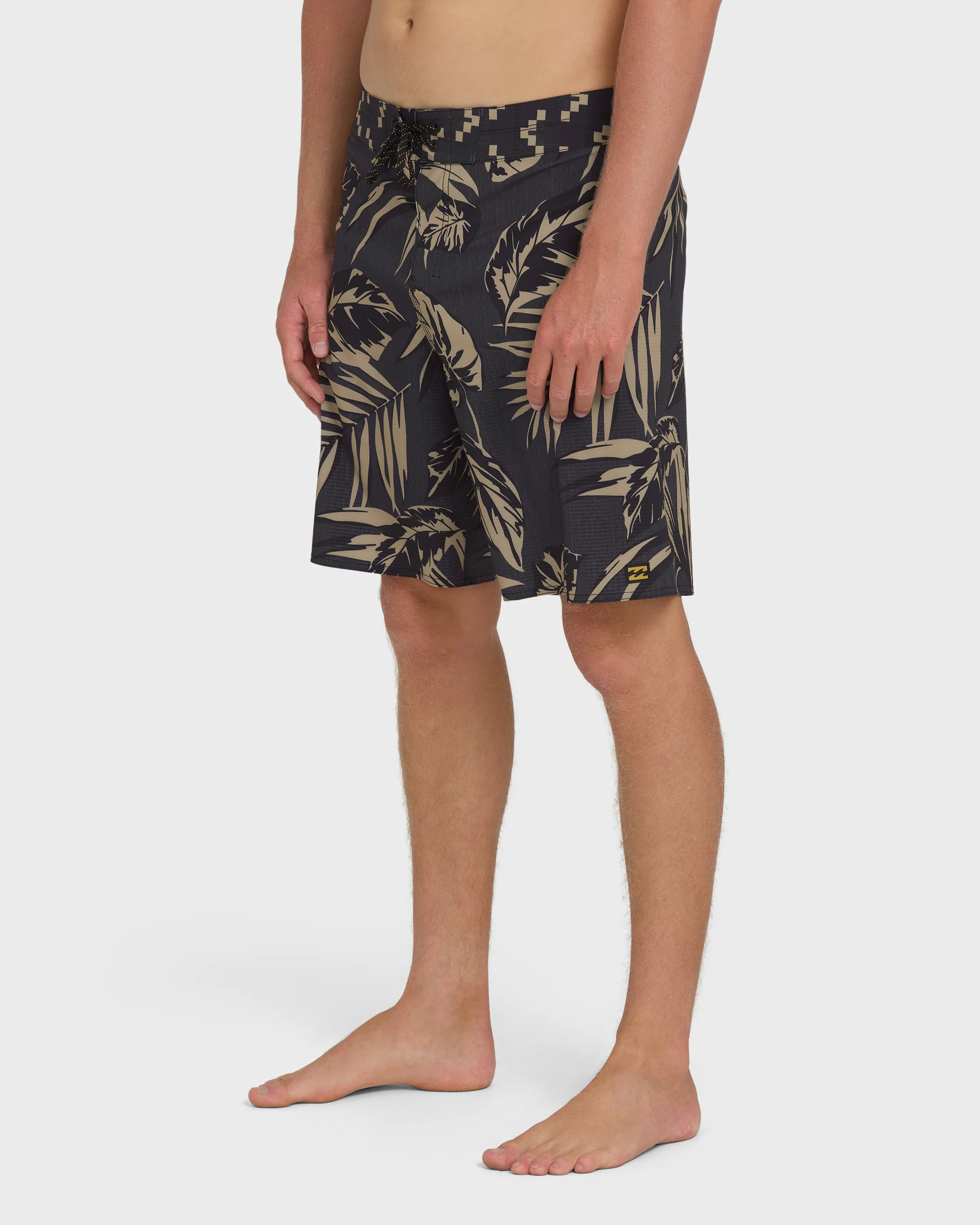 Good Times Pro 18" Boardshorts - Black - Image 3