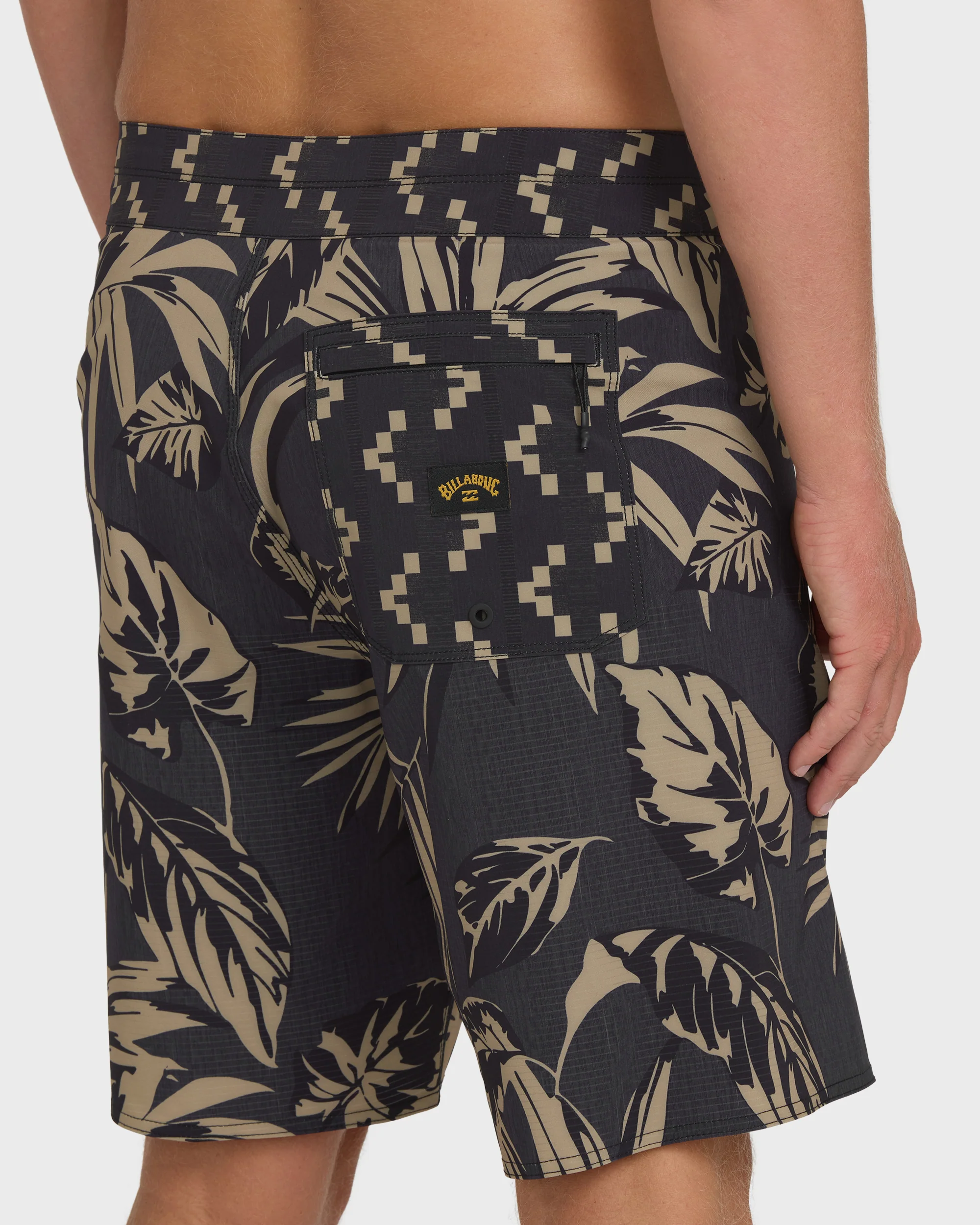 Good Times Pro 18" Boardshorts - Black - Image 5