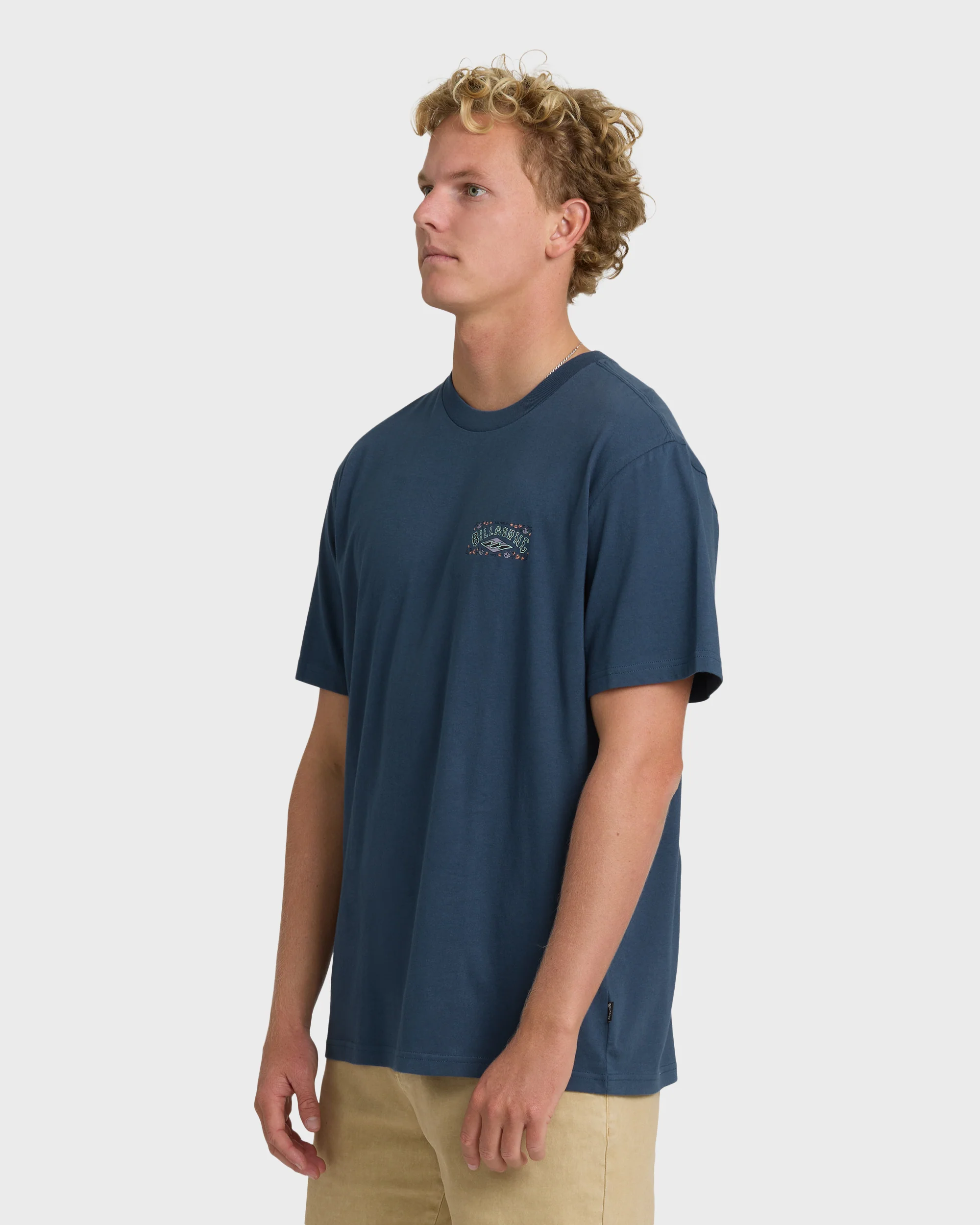 Heritage Arch Premium Short Sleeve T-Shirt - Dark Denim - Image 3