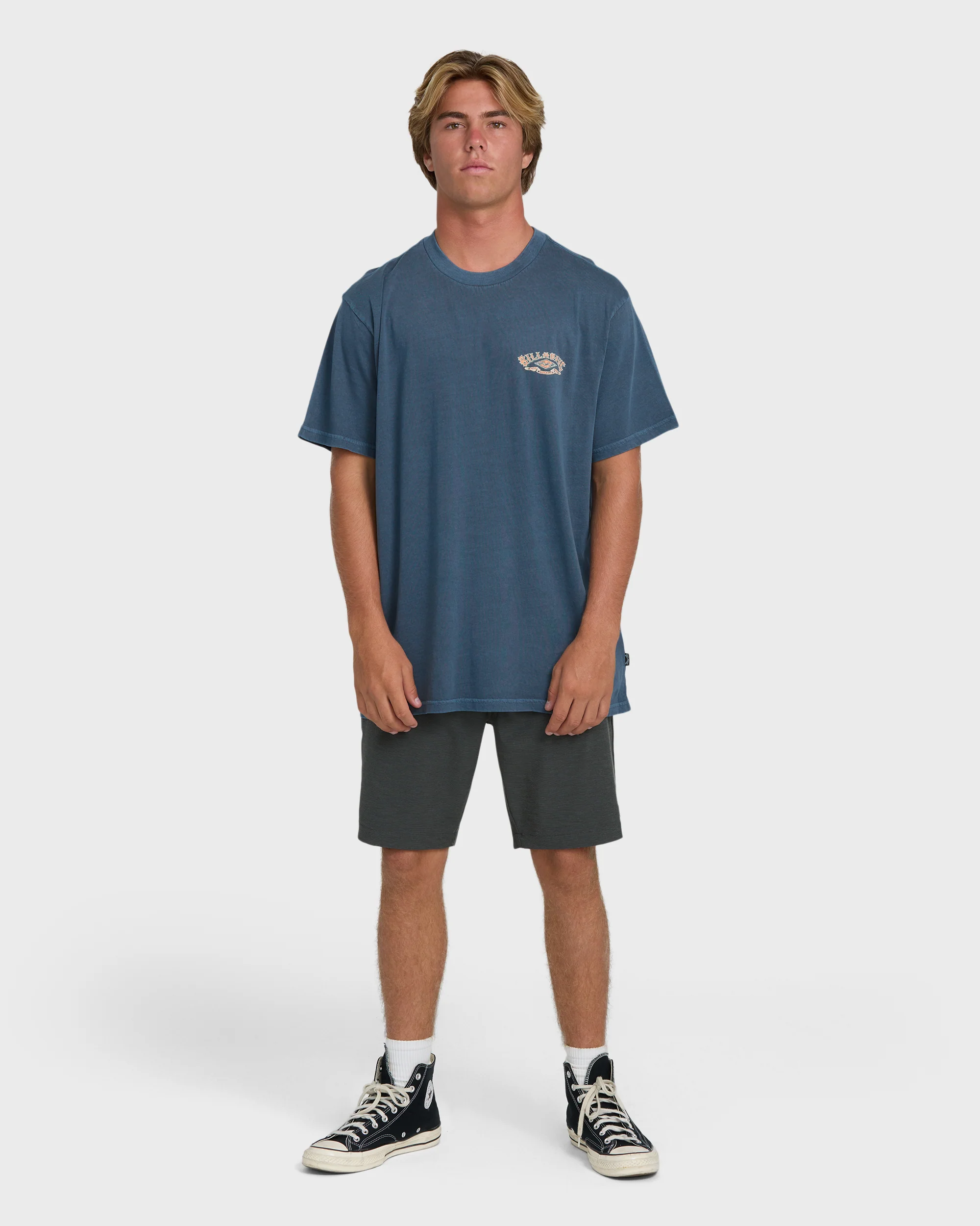 Heritage Arch Wave Washed Premium Short Sleeve Knit T-Shirt - Dark Denim - Image 4