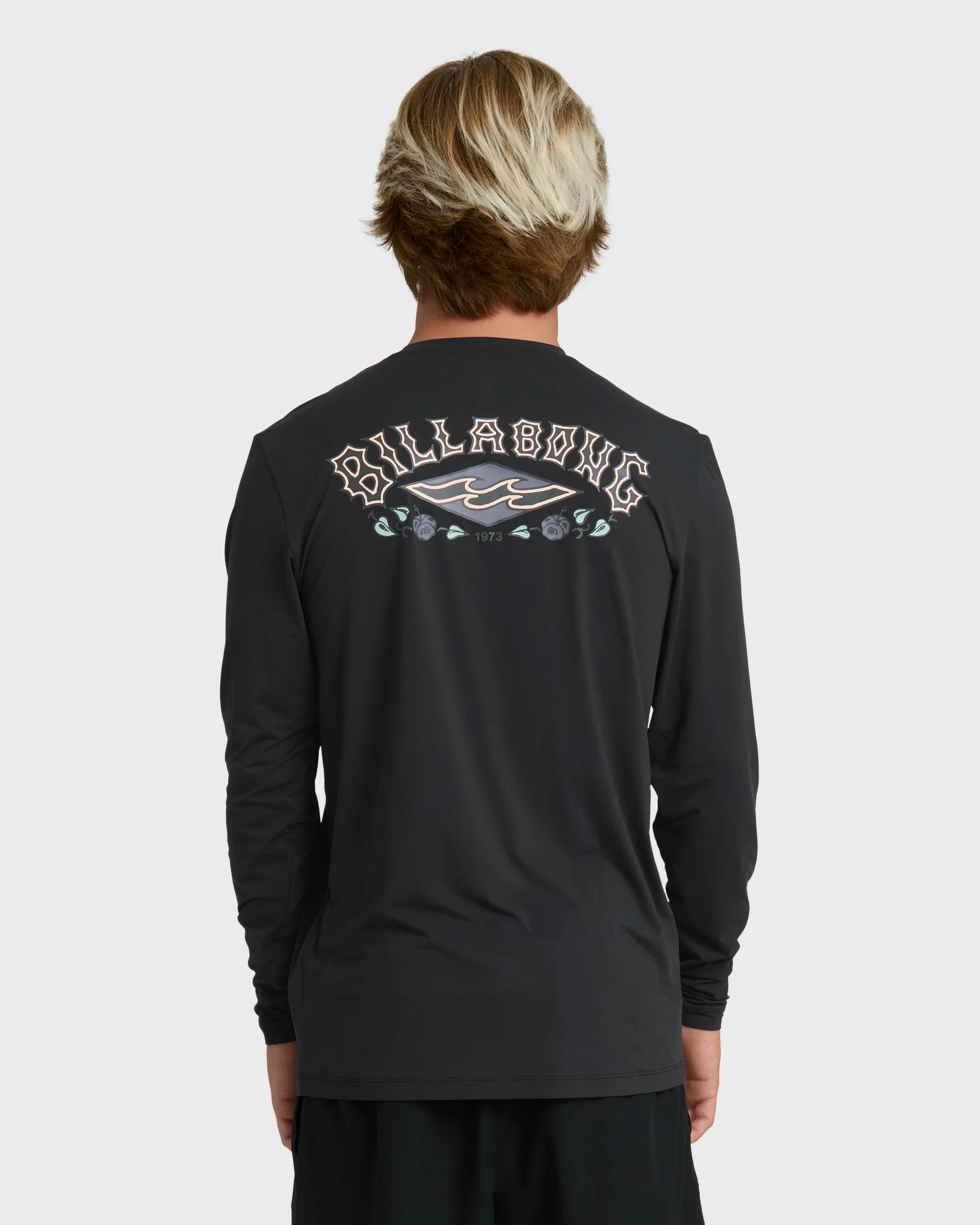 Heritage Loose Fit Long Sleeve Surf Tee - Black - Image 2