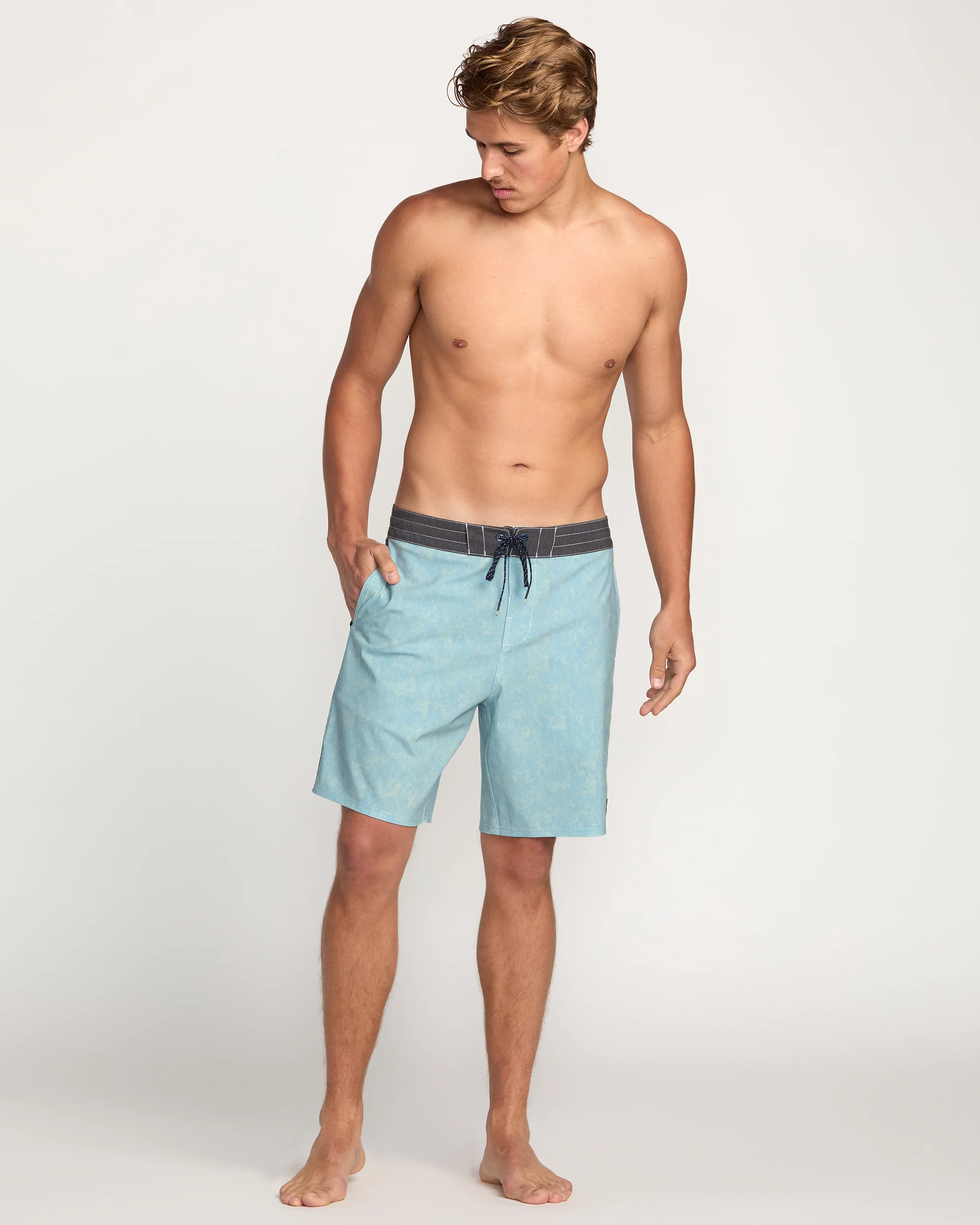 Occy Lo Tide 19" Boardshorts - Cloud Blue - Image 6