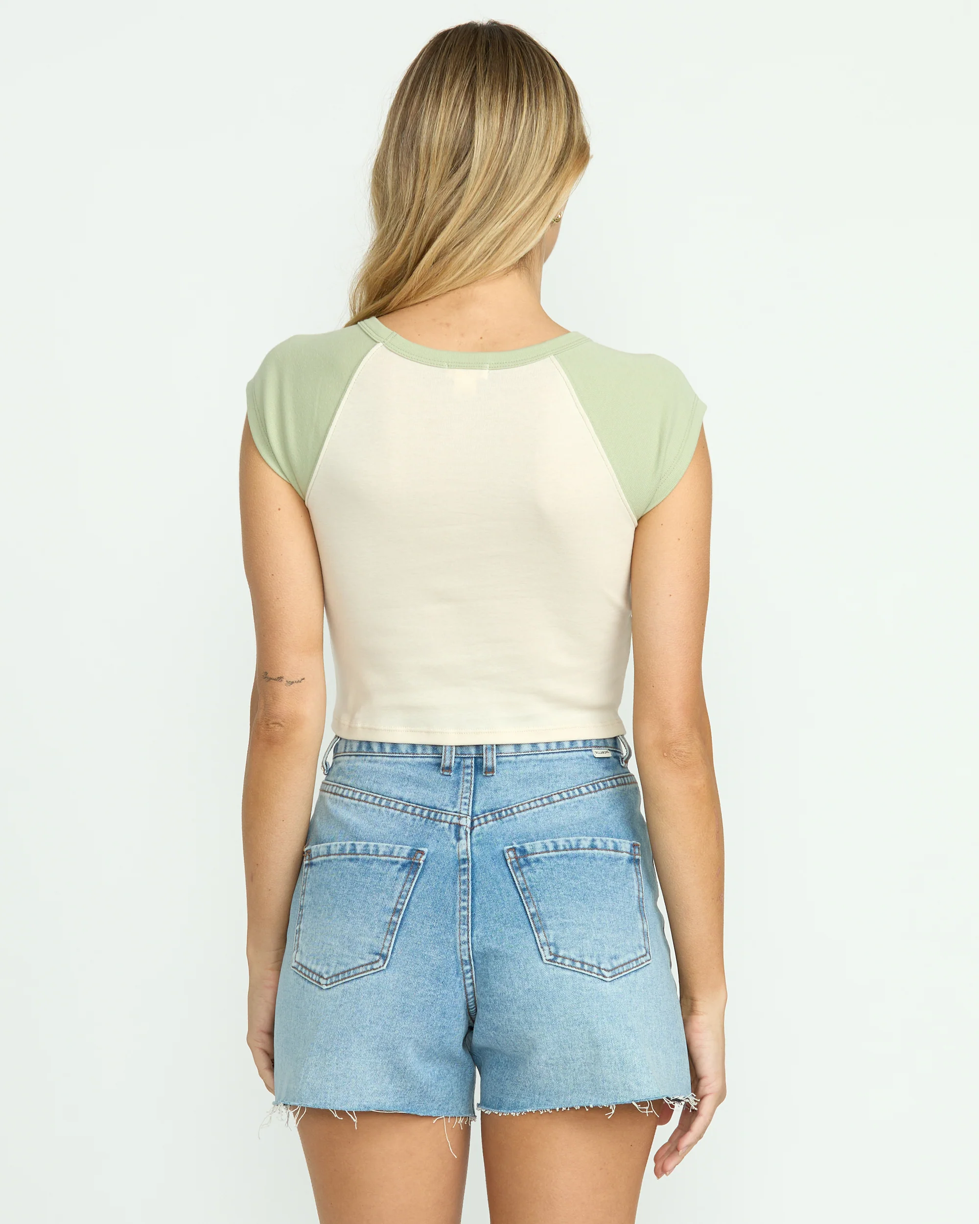 Paradise Short Sleeve Raglan Tee - Pistachio - Image 5
