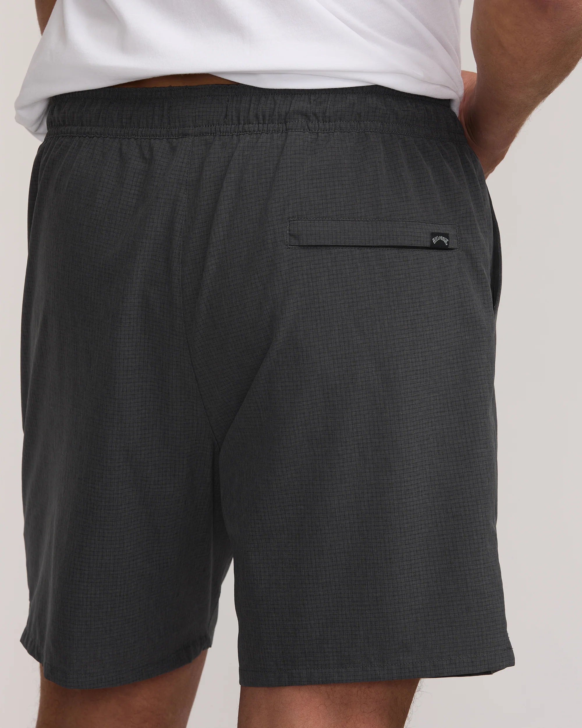 Surftrek Perforated Elastic 17" Hybrid Shorts - Black - Image 3