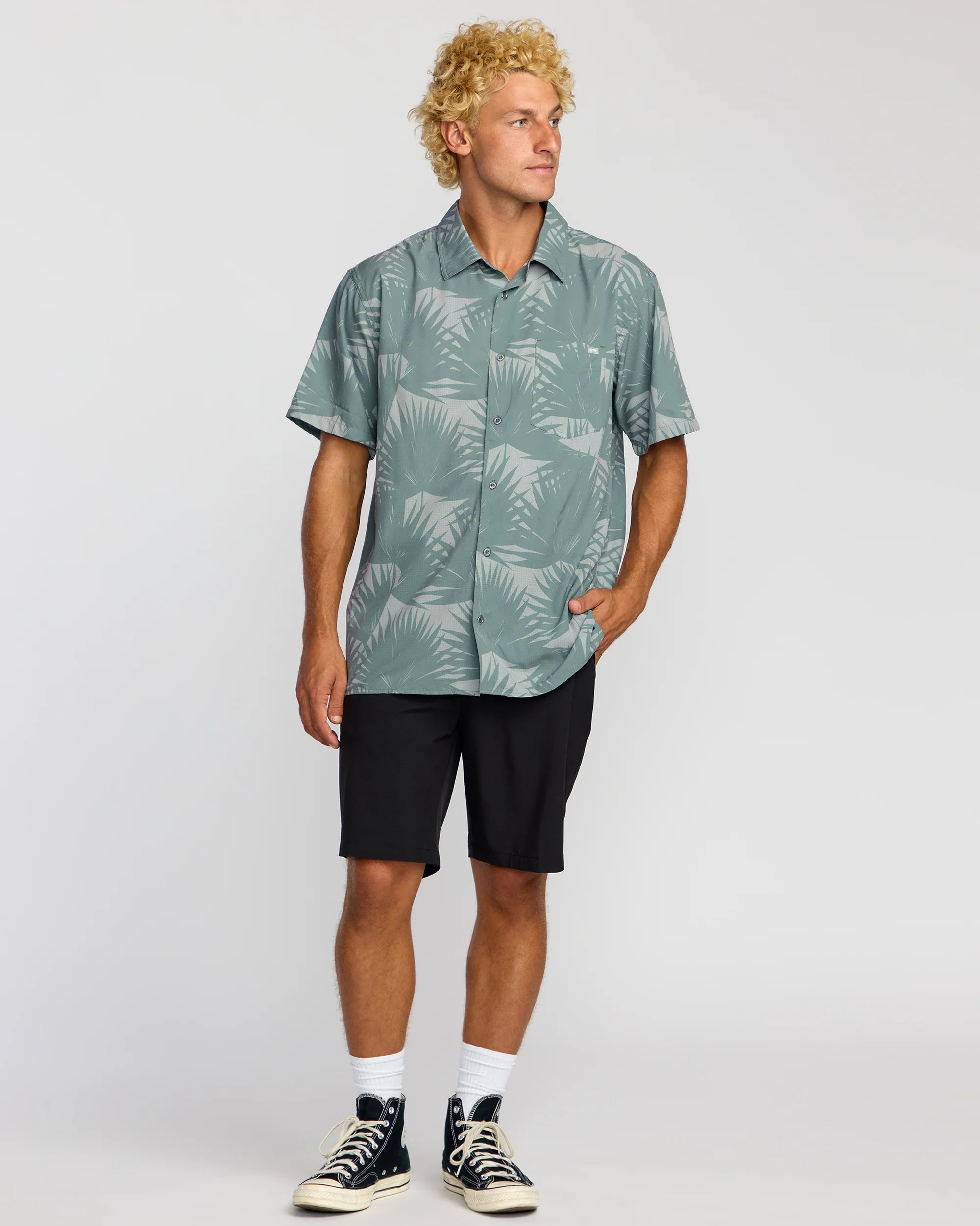 Surftrek Perf Short Sleeve Shirt - Sea Blue - Image 3