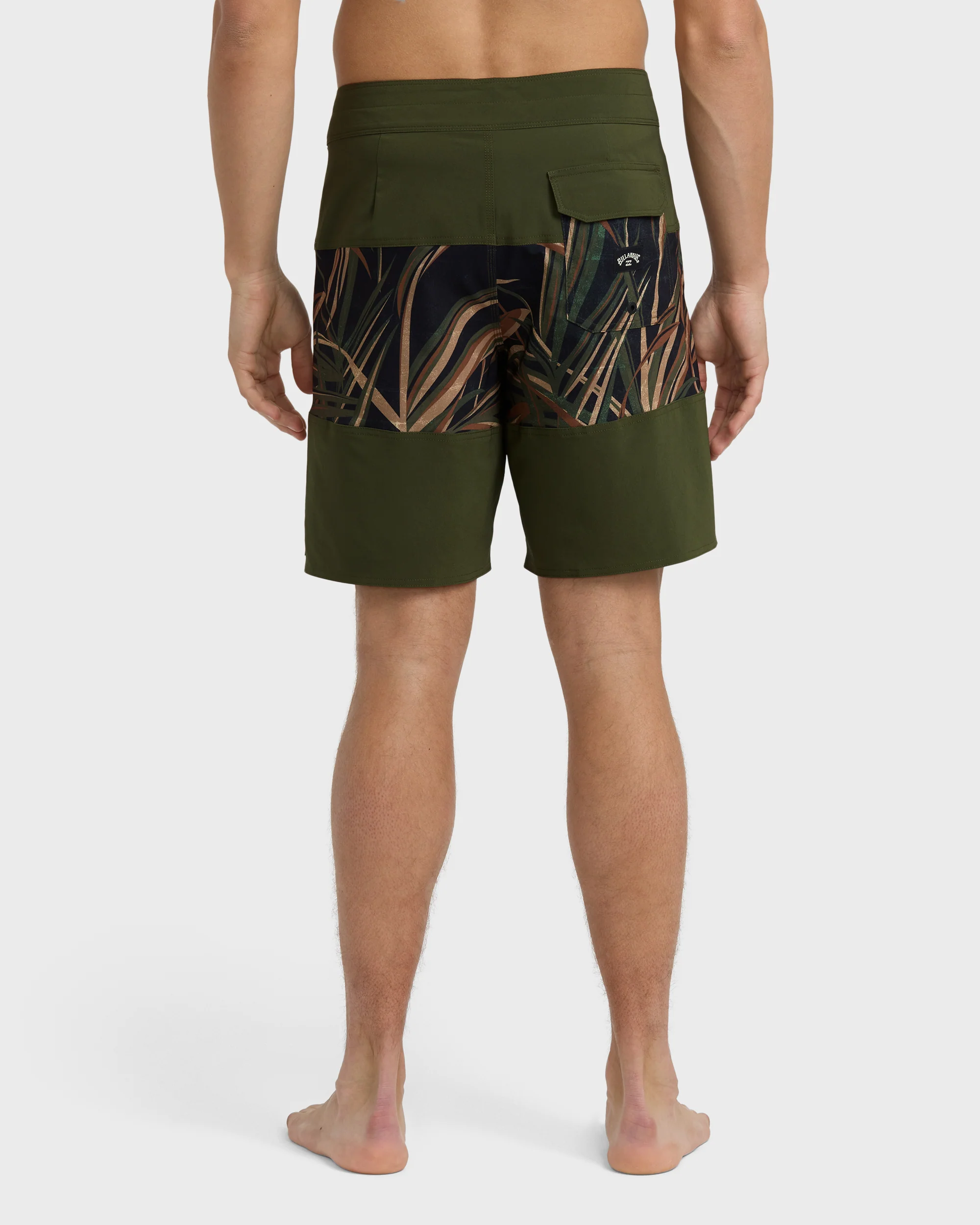 Tribong Pro 19" Boardshorts - Dark Military - Image 2