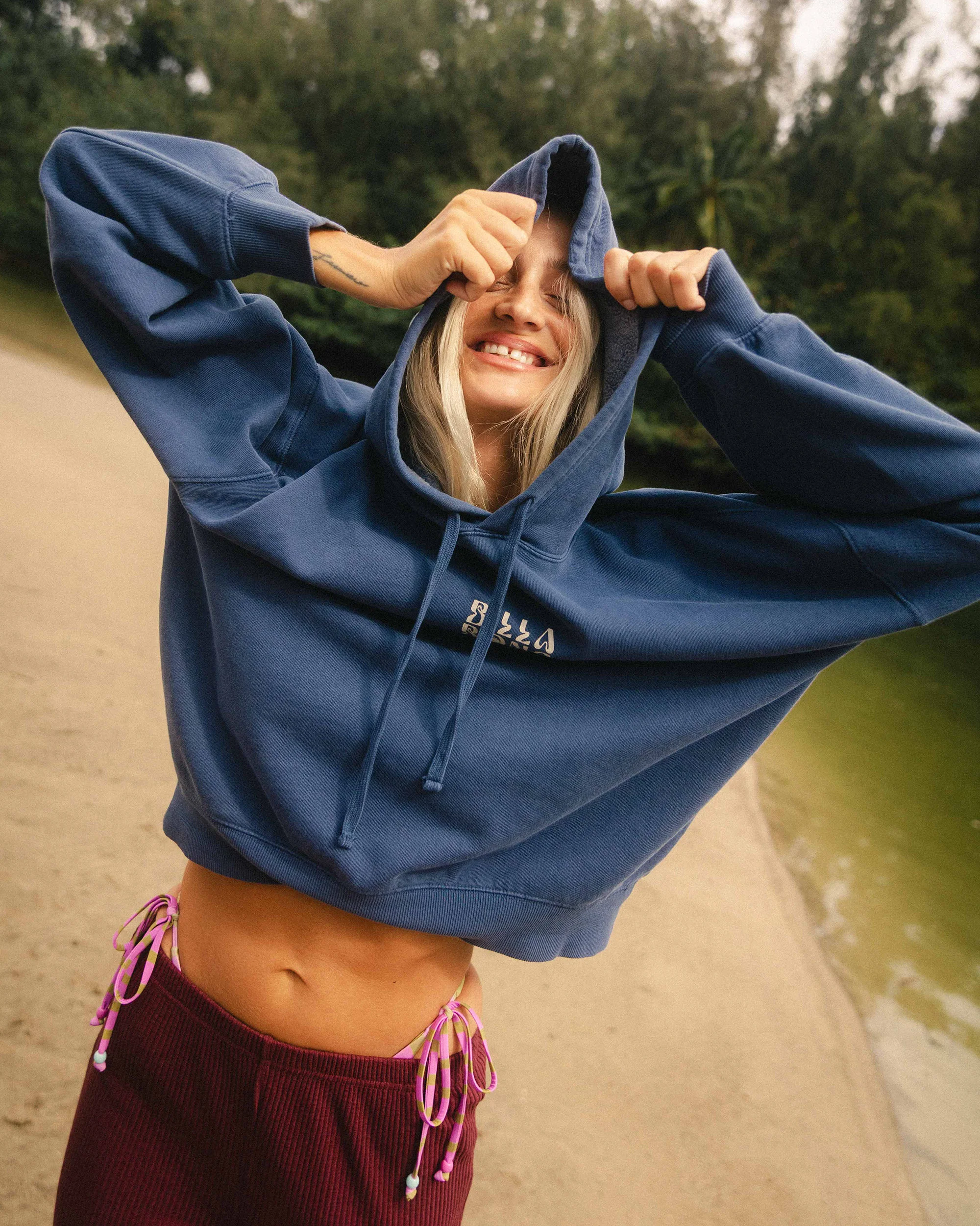 Vivid Hoodie - Celestial Blue - Image 2