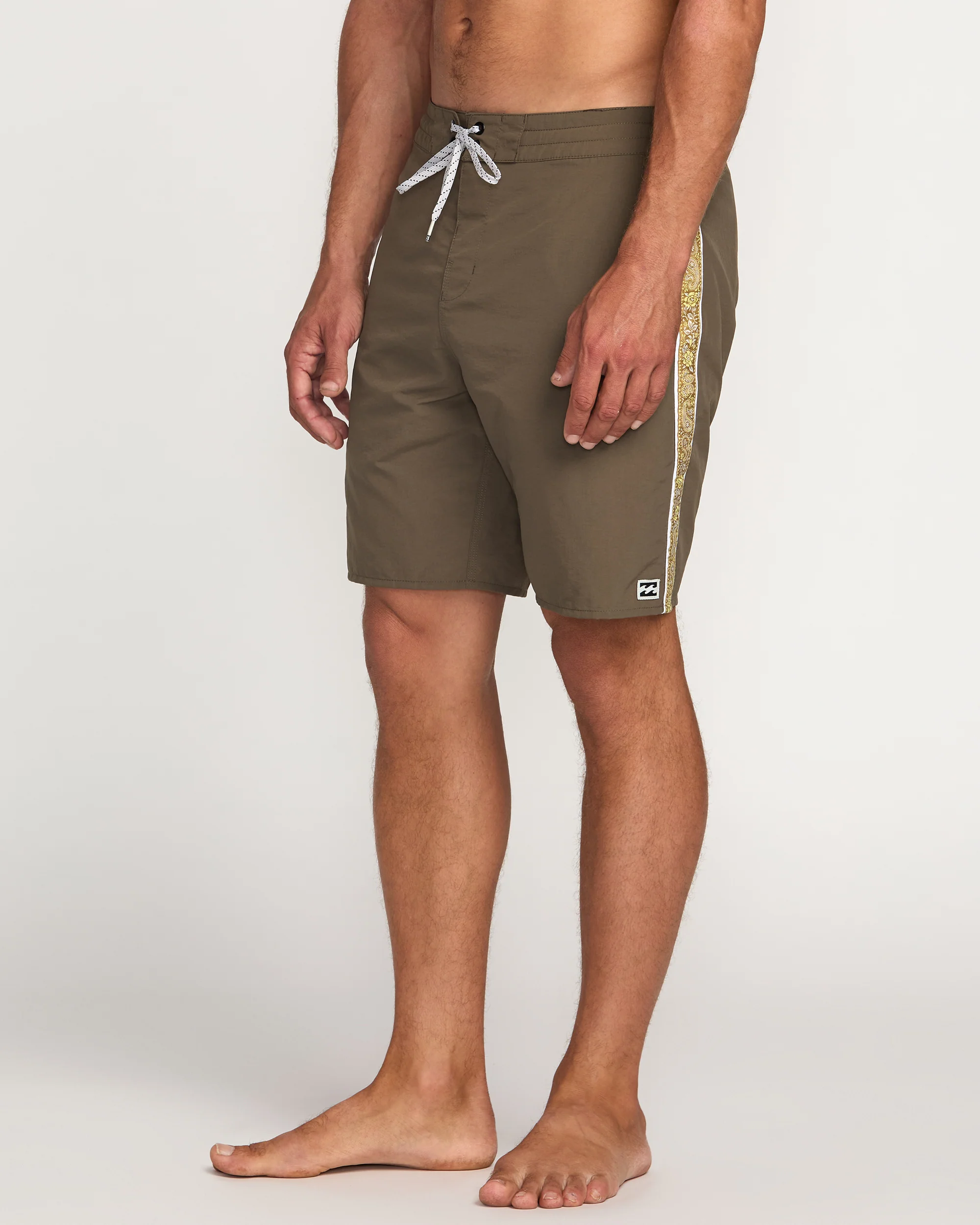 Wategos Lo Tide 19" Boardshorts - Brown - Image 7